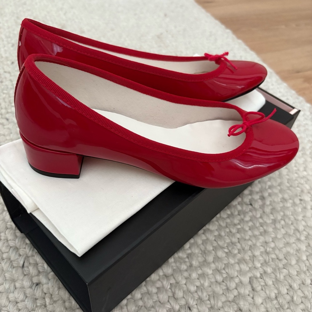 Repetto Glossy Red Flats